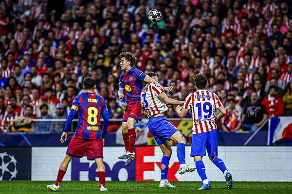 巴塞罗那总分2-3马竞无缘欧冠4强 埃里克-加西亚直红